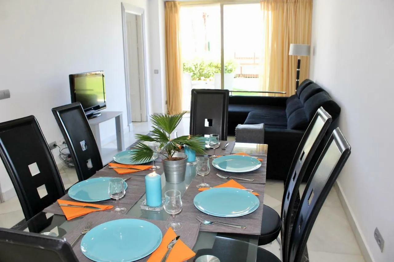 Puerto Banus 2 Bedrooms Oceanfront C Marbella 0*,