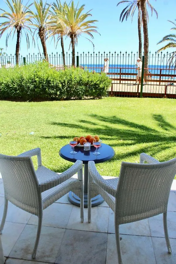 Puerto Banus 2 Bedrooms Oceanfront C Marbella Apartment